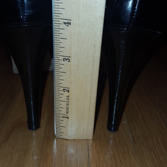 Vince Camuto Zella black shoes - Picture 6 of 8